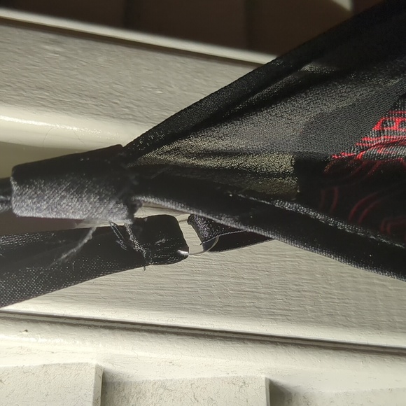 Linea Donatella Red and Black Satiny Slip Dress - Picture 4 of 13